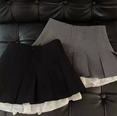 Minifalda short de tela con volados 