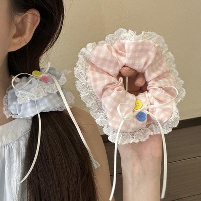 Moño para el cabello cuadril con botones