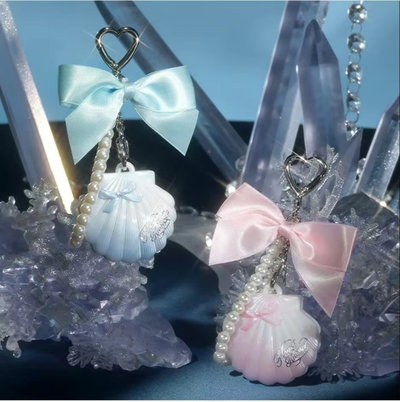 Flower knows | Shell’s jewel collection highlighter Balm charms 