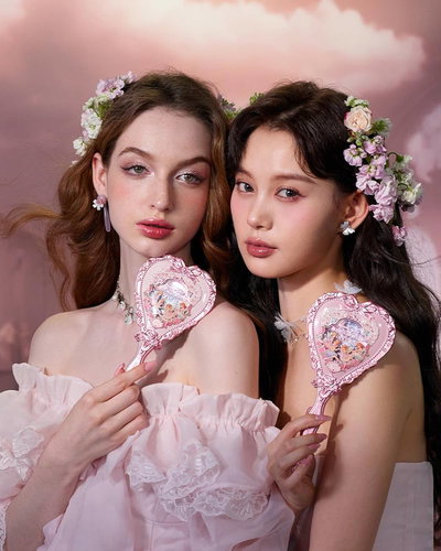 Flower knows | Midsummer fairytales collection hand mirror