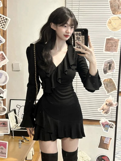Vestido con volados corto y manga ancha 