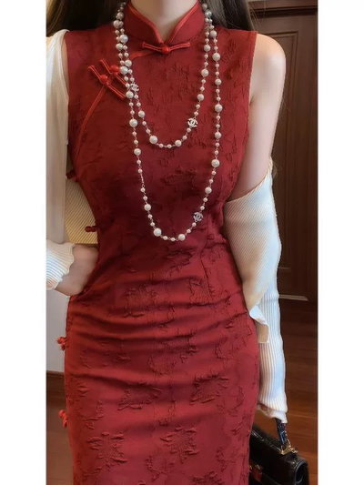 Qipao rojo ceremonial con apertura 
