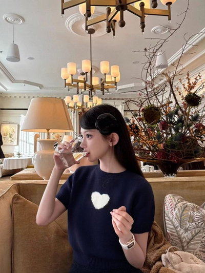 Remera corazón de punto 