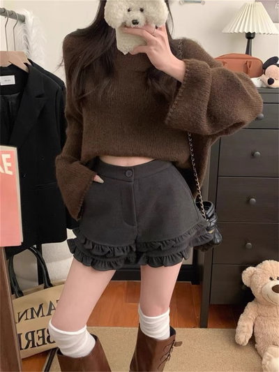 Short tiro alto con volados 