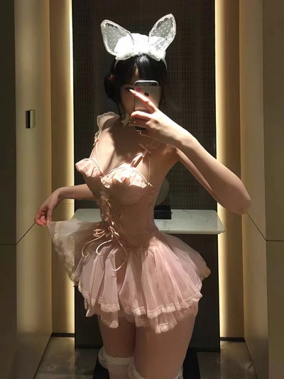Body corset con volados y encaje 