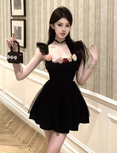 Vestido de tul con flores 