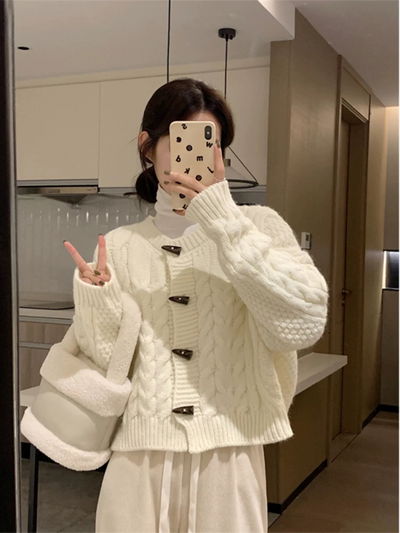 Sweater tejido cuello redondo 