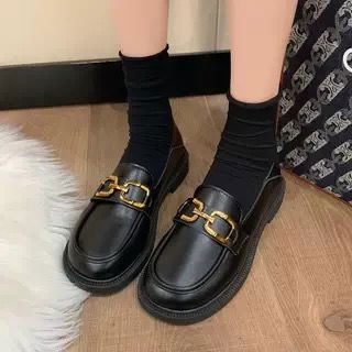 Mocasines con hebilla 