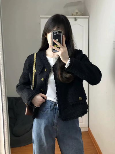 Blazer estilo Chanel corto 