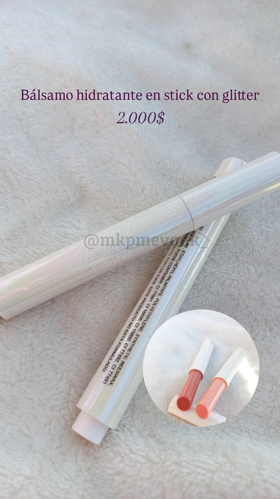 Balsamo stick con glitter hidratante