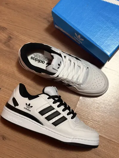 Adidas Forum