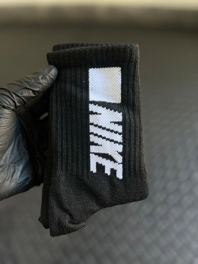 Medias 3/4 Nike.