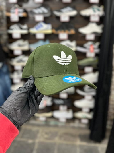 Gorra Adidas con Ajuste