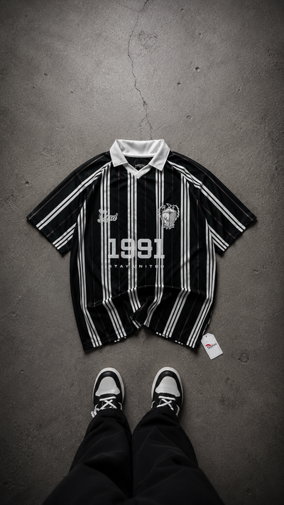 Remera Oversize Cuello Polo 1991 Negra