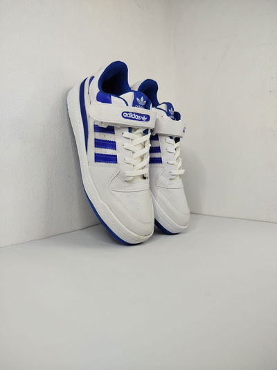 Adidas Forum