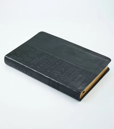 Santa Biblia Letra Grande Tamaño Manual Imitación Piel Negro – RVR 1960 Nombres de Dios
