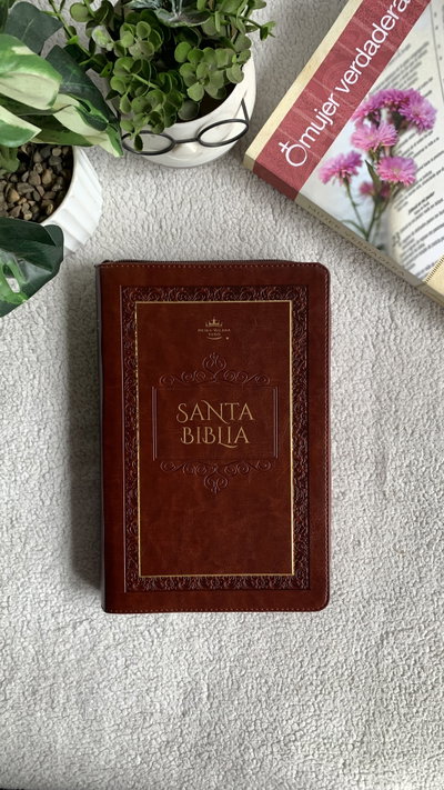 Biblia RVR 1960 con cierre, canto dorado regalos