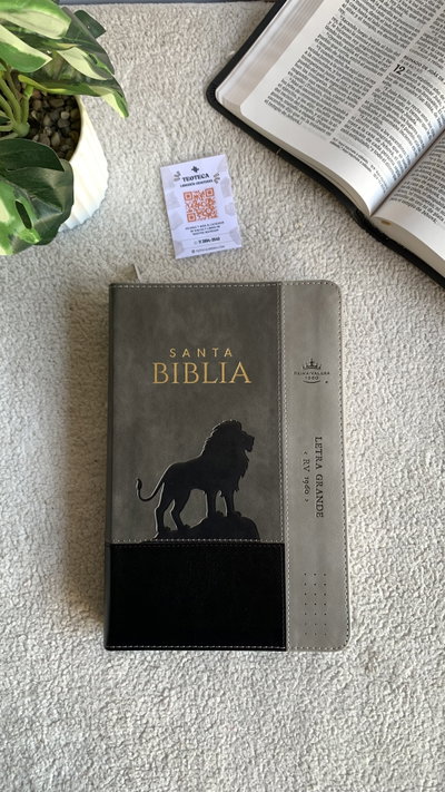 Biblia letra grande cierre indice Leon gris