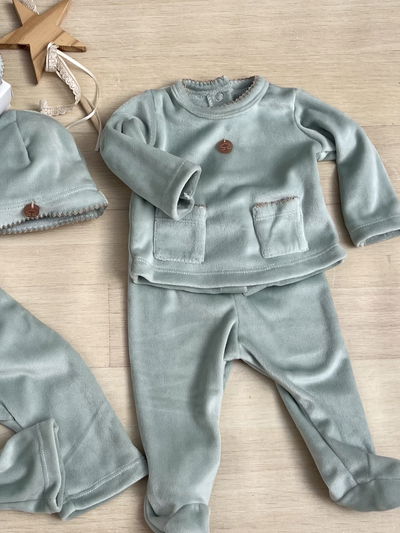 Ajuar Plush Verde Malva