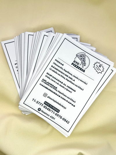 Folletos Blanco y negro 