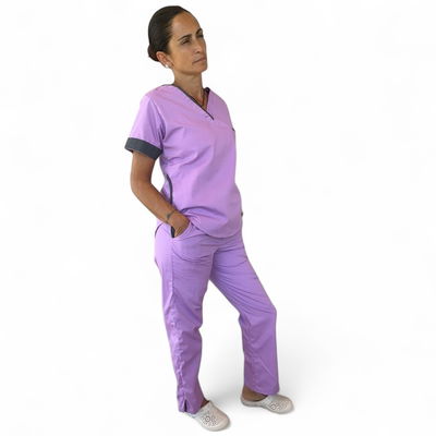 Nuevo  Ambo Modelo Paloma (P121)   *  -  Pantalon con Tajo