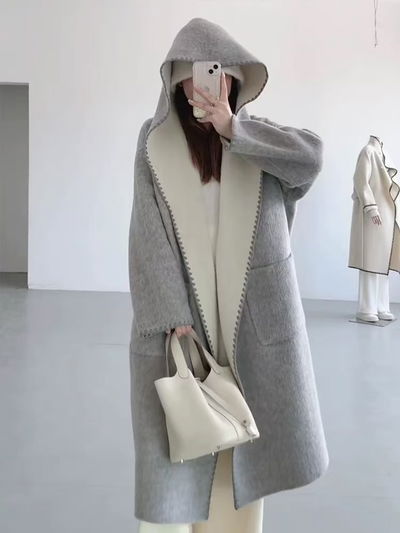 Abrigo de lana gris con capucha kdrama