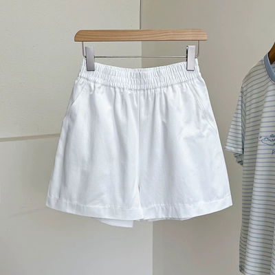 Short estirable blanco