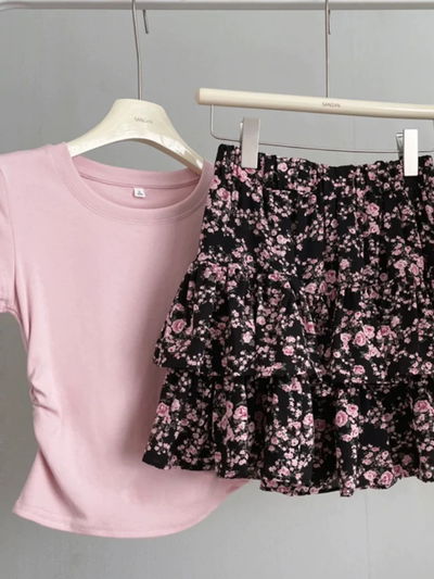 Conjunto blusa rosa y pollera floral