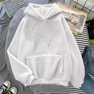 buzo blanco textura polar