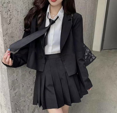 Conjunto colegial all black