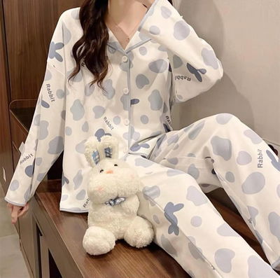 Pijama celeste y blanco algodon muy suave