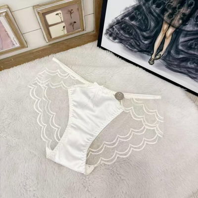 Panties 4 a 35000 pesos