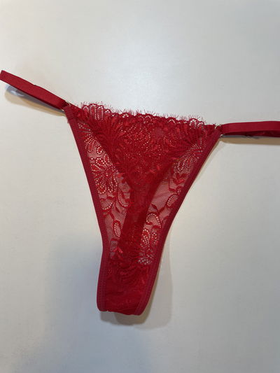 Less clasica Roja