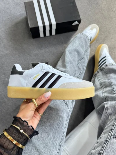 ADIDAS SAMBA