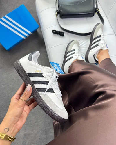 ADIDAS SAMBA