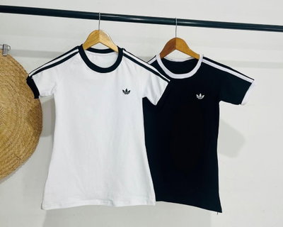 REMERA ADIDAS DE ALGODÓN