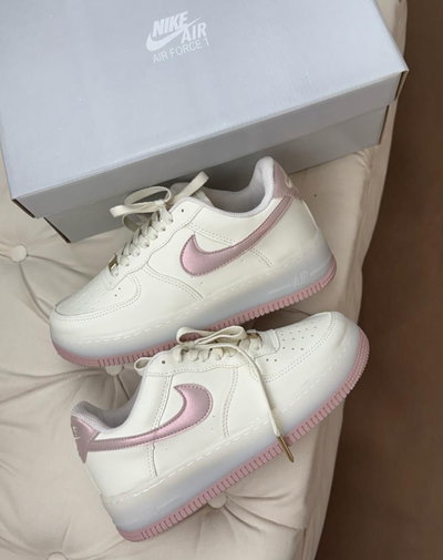 AIR FORCE