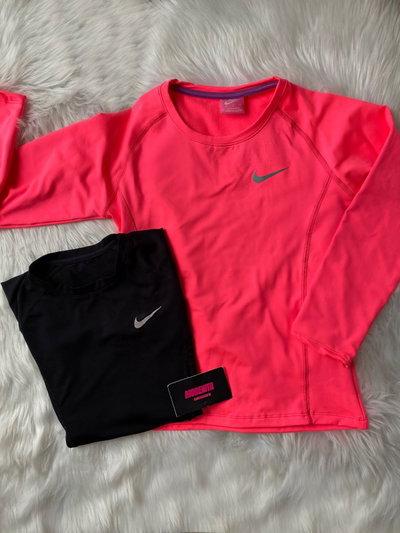REMERA TÉRMICA NIKE