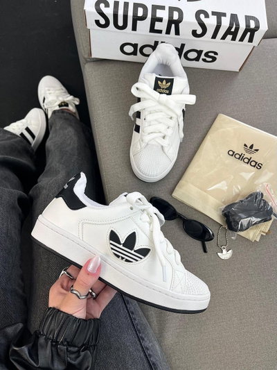 ADIDAS SUPERSTAR