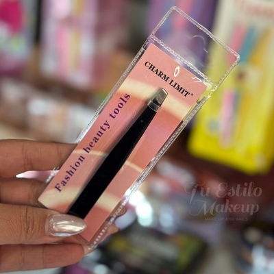 PINZA DE DEPILAR BISELADA CHARM LIMIT