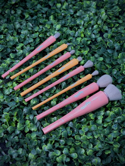 Set 8 de Brochas Melu by Ruby Rose 