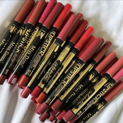 Delineador de labios Miss Demi colorstay