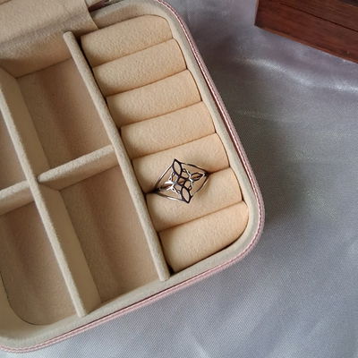 Anillo Nudo De Bruja 1