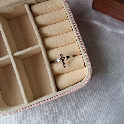 Anillos Cruz