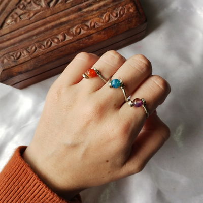 Anillo Alpaca Ágatas Coloridas 