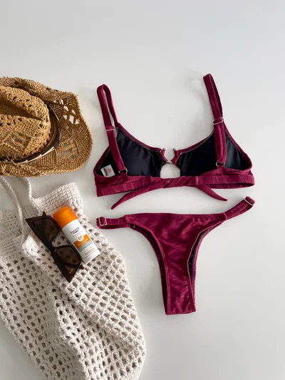 Bikini Gigi Uva NO REINGRESA