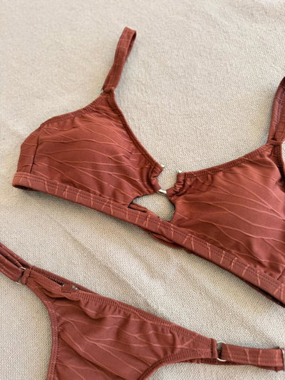 Bikini Gigi Chocolate NO REINGRESA