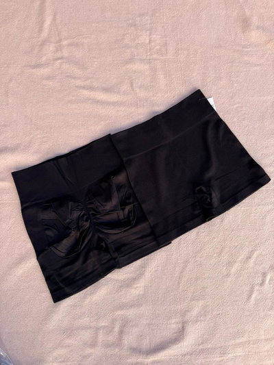 Short Seamless CON Frunce 