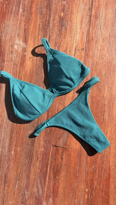 Bikini Jazmin Verde Texturada