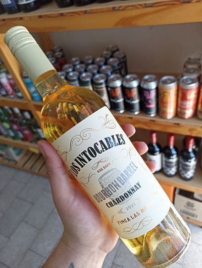 Los Intocables Bourboun Barrel Chardonnay 750ml.